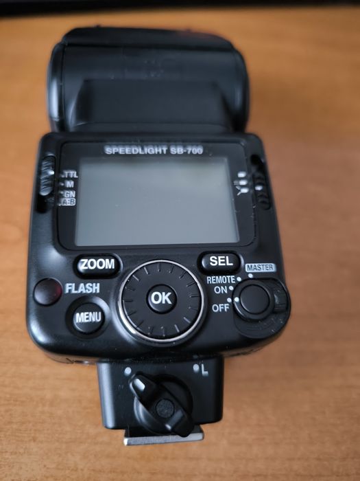 Blitz -Speedlight SB 700