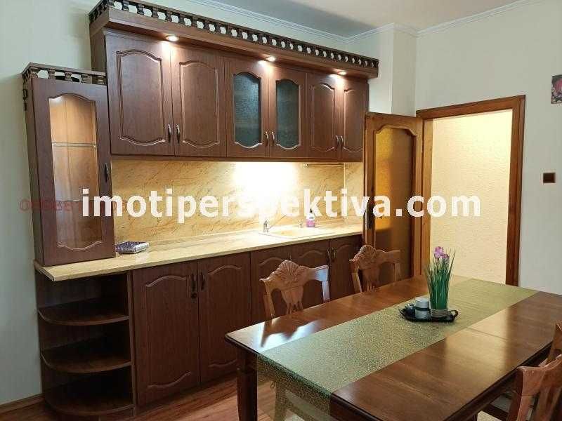Продава се Тристаен апартамент в Пловдив, Тракия - 60 кв.м за 2072 €/кв.м - Снимка #1