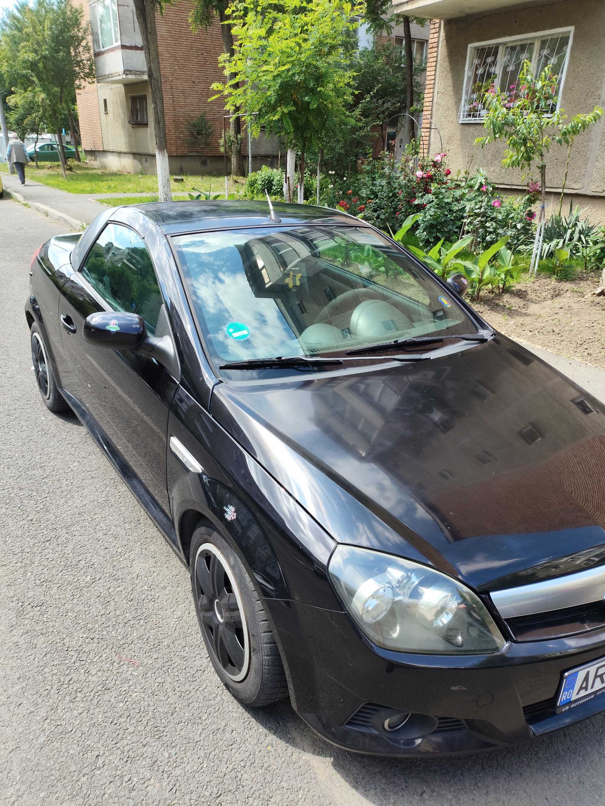 Vând Opel tigra twintop 1.8 benzina