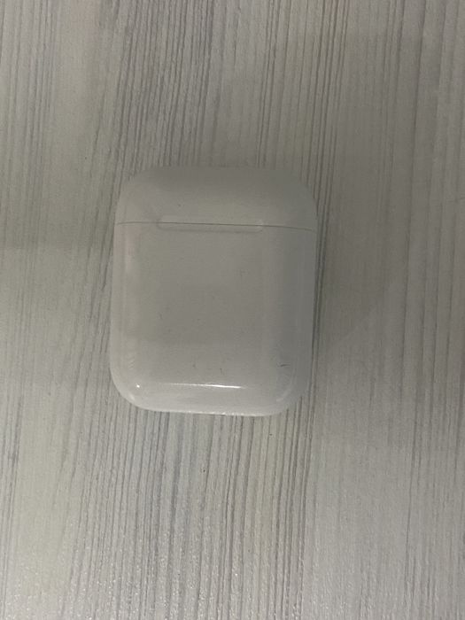 Продаю наушники air pods 2 с гарантией