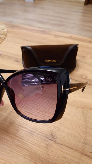 Оригинални дамски слънчеви очила Tom Ford Jasmin FT0943