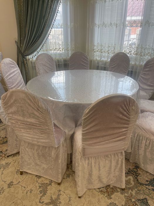 Круглые столы 6 штук в наличии