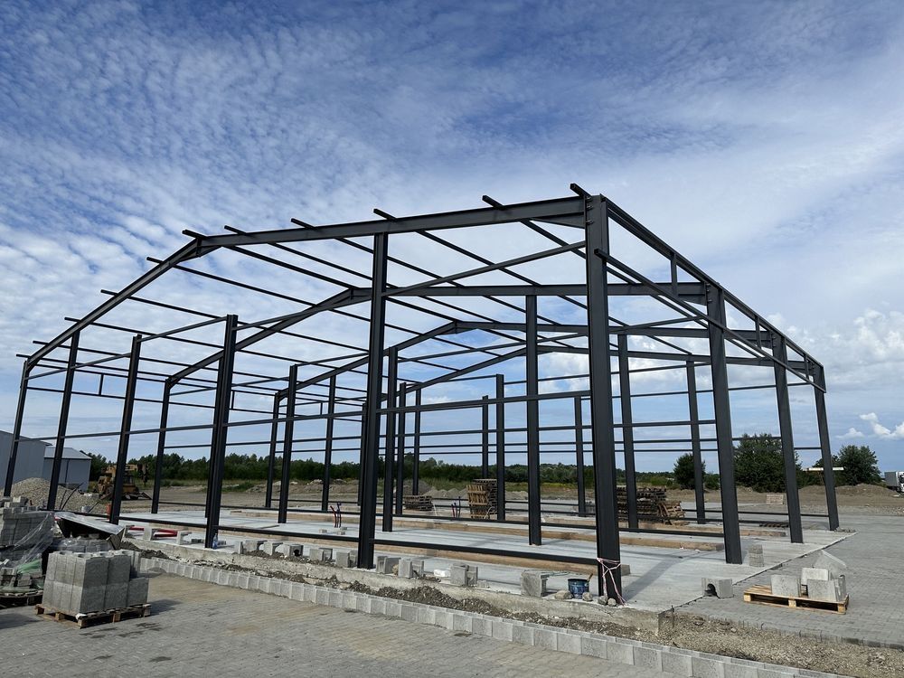 Hala 8X20X3h și structuri metalice de diverse