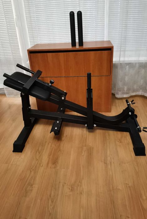 Продавам калф машина /CALF MACHINE