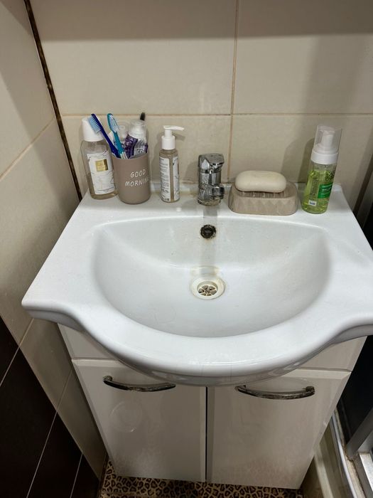 Продам тумбочку для ванны