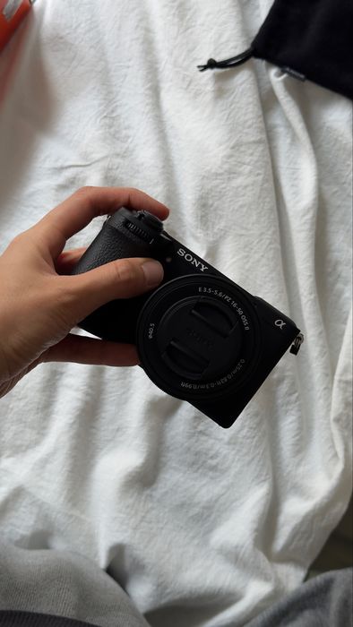 Sony a6700+ E16-50mm + блютуз монопод, малышке 9 месяцев
