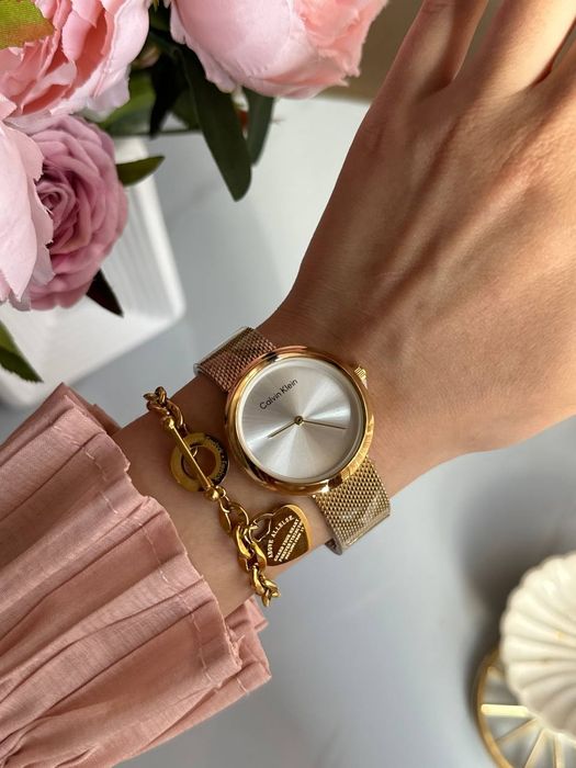 Женские наручные часы