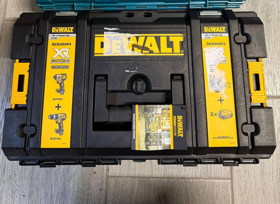 KIT Dewalt DCK266P2 Kit 2 scule 18V - sigilat