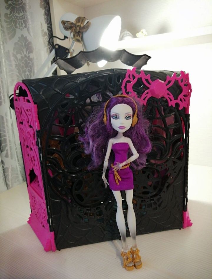 Продам куклу Monster High Spectra / Монстр Хай Спектра с MP3 сценой