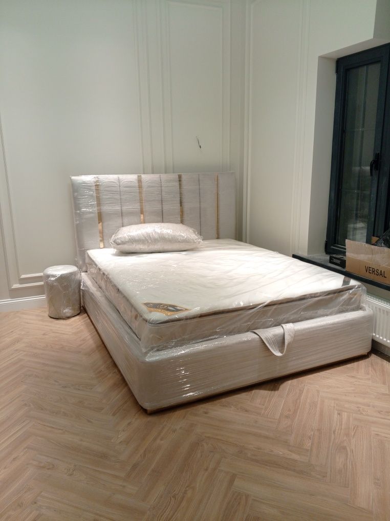 Spalni mebel sotiladi