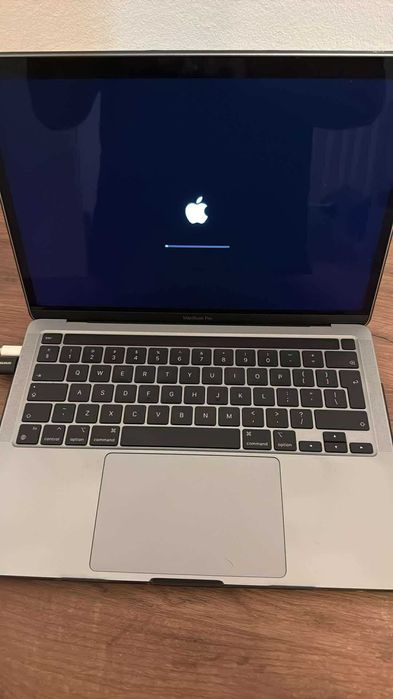 Macbook Pro M2 13"  2022