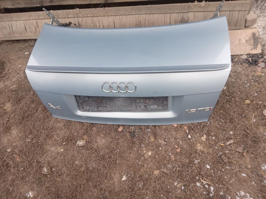 Vand piese Audi A4 sedan 2003