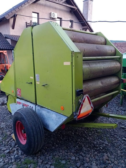 Sipma, Claas Rollant 44, balotiera rotunda, marime baloti 120*120