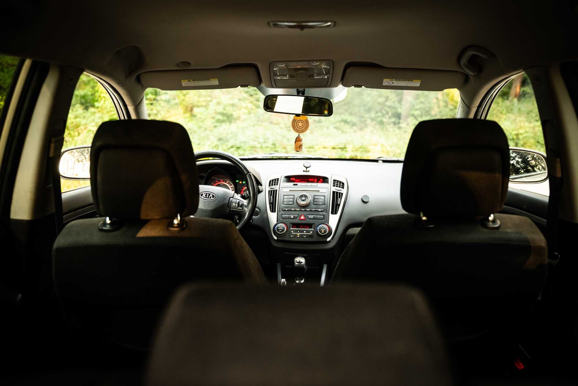Kia Ceed комби 2010 1.4i 90hp facelift