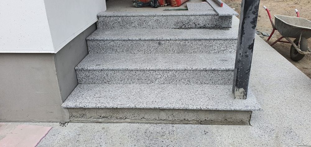 MESERIAȘI/Construcții/Finisaje/Gresie/Granit/Faianță/Rigips Rm-Vâlcea