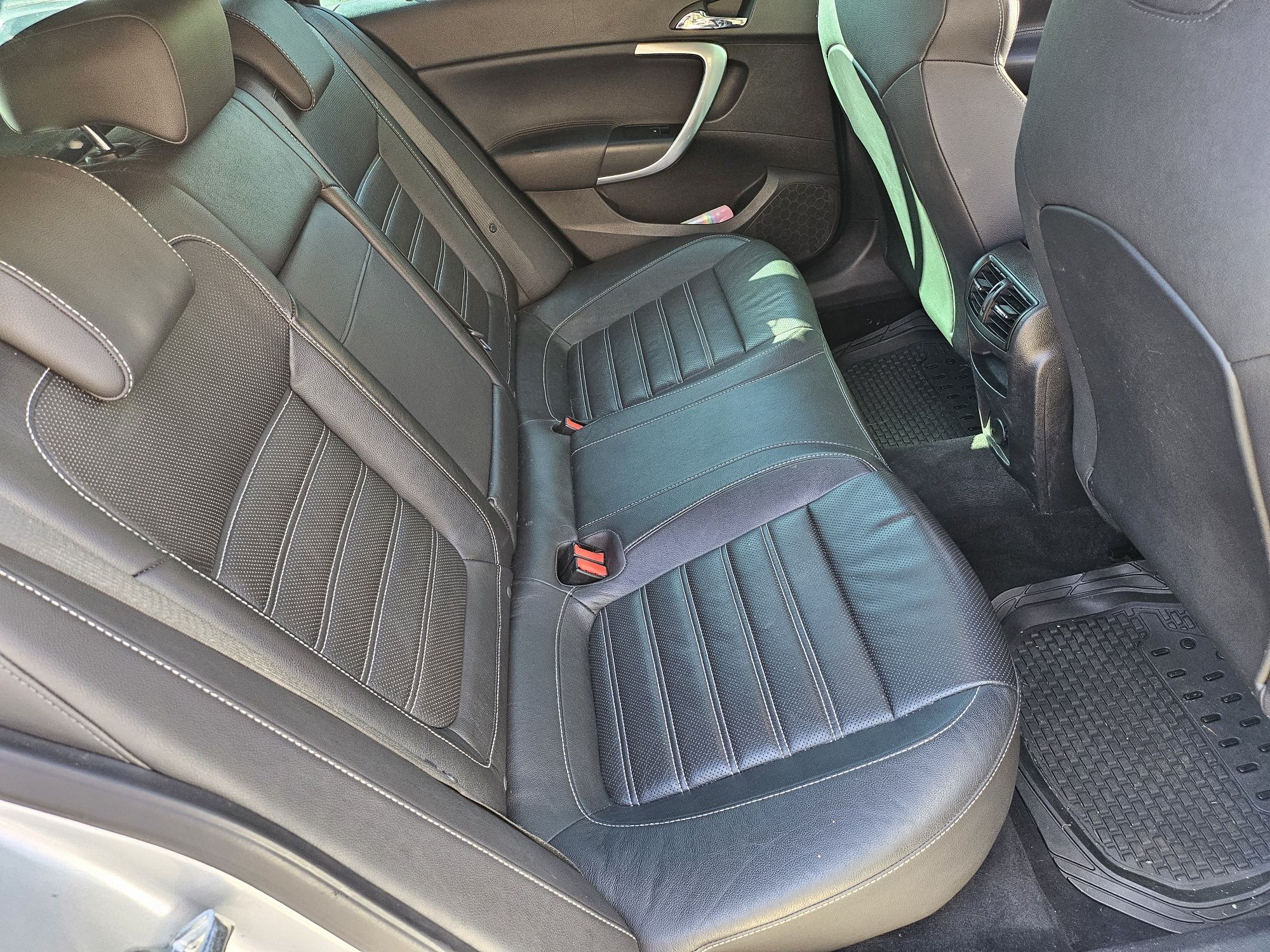 Recaro оригинални седалки от Opel Insignia OPC Комби