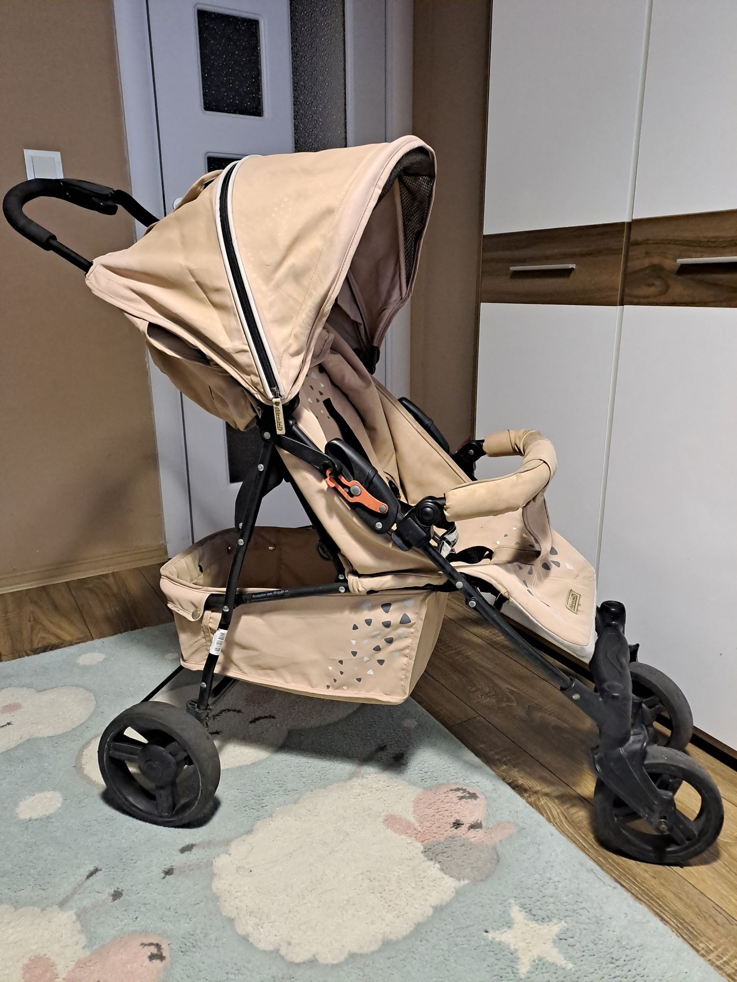 Детска количка Chipolino +  подарък дъждобран