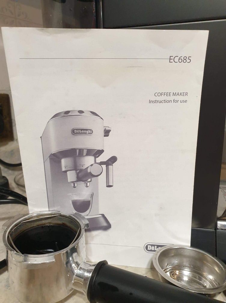 Кафе машина Delonghi ec685