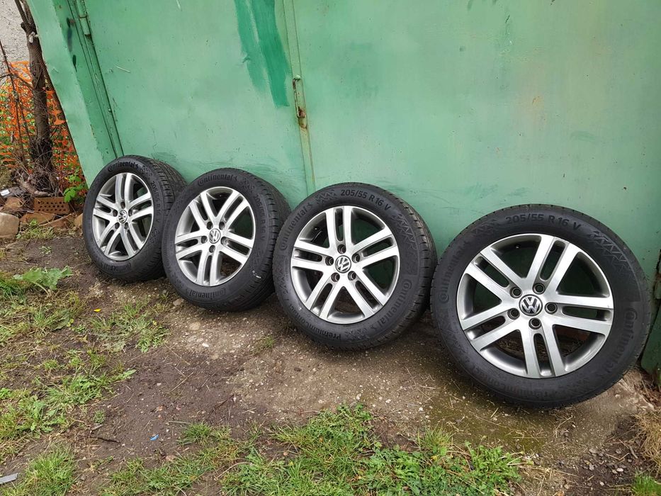 Jante aliaj originale VW cu cauciucuri de vara  Continental 205/55/16