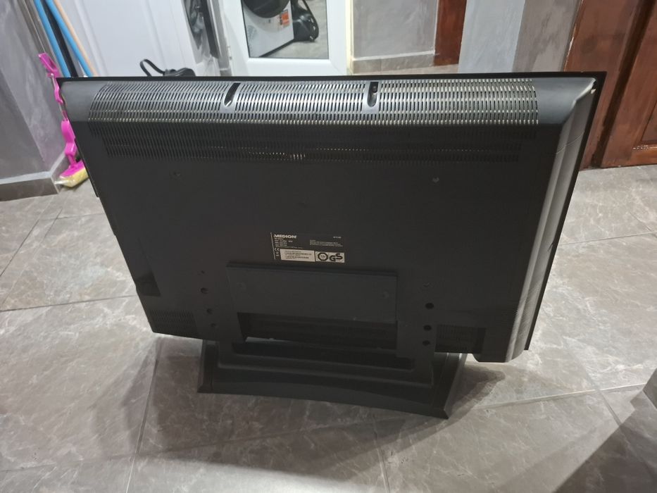 Телевизор 32 инча