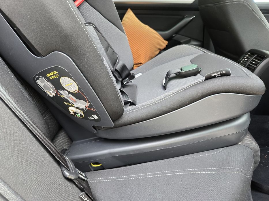 Scaun auto isofix Peg Perego Viaggio 1-2-3 Via, 9-36 kg