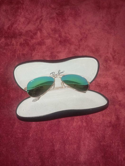 RAY BAN aviator оригинал с твърд калъв