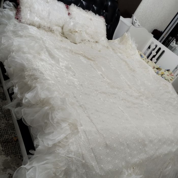 Kelinlik uchun oq pastel