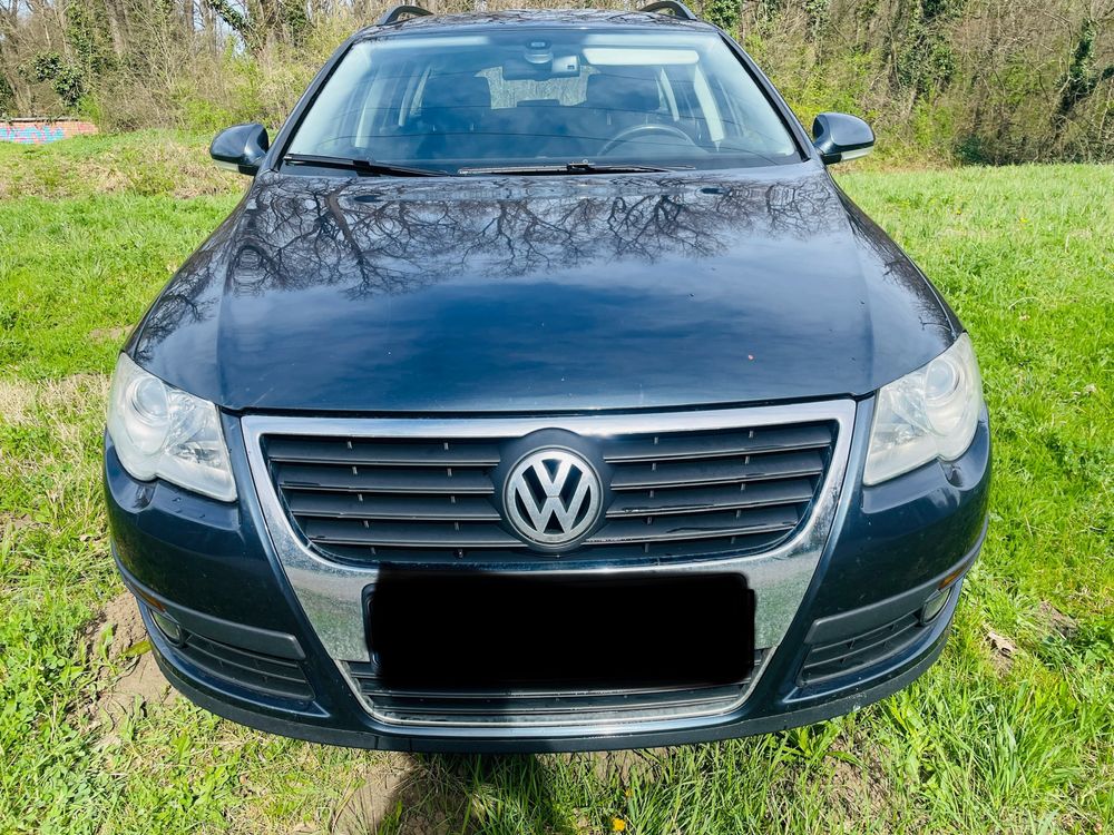 Vand Volkswagen Passat, B6, an 2007, break, 1.6 benzina