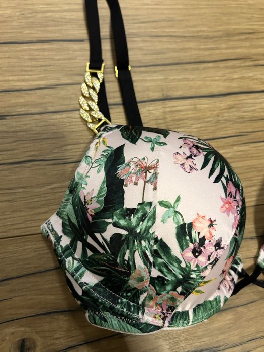 Sutien nou Victoria's Secret