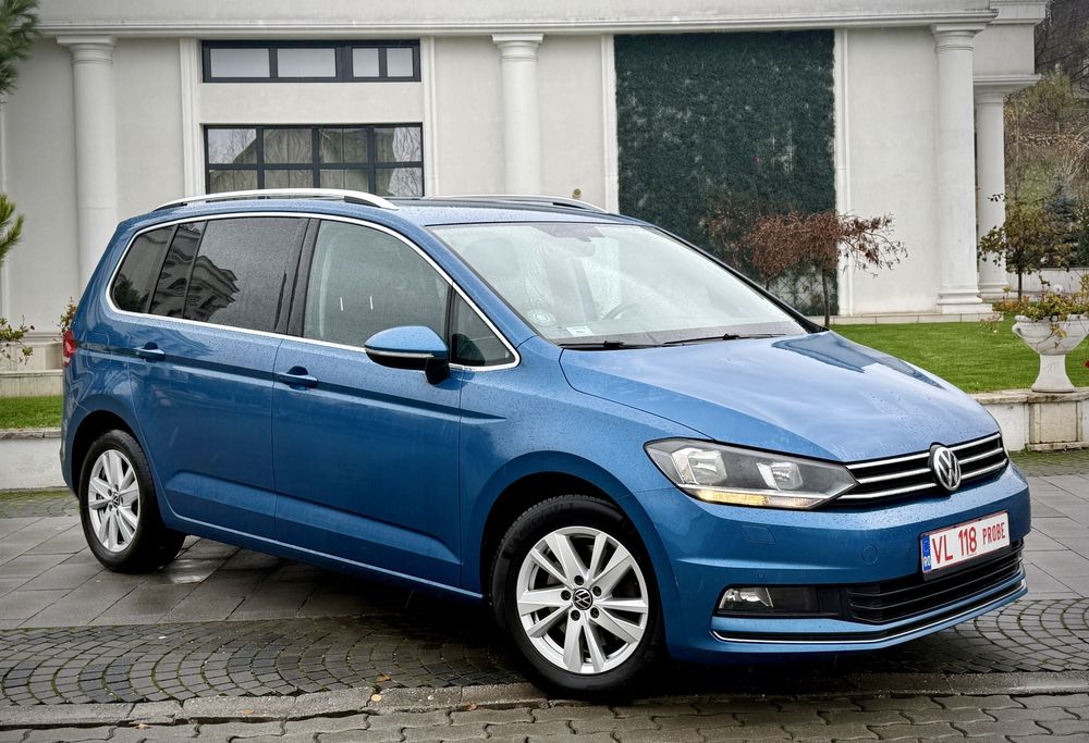 Volkswagen Touran Highline 2.0TDI DSG 7 Locuri ! Garantie 12 Luni !