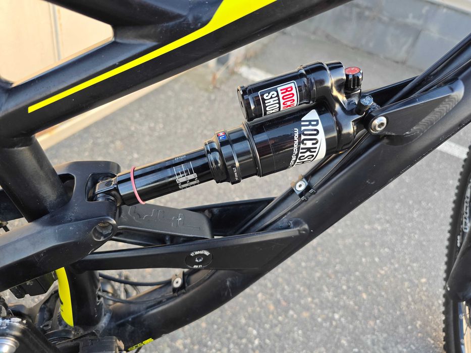 Vand / Schimb YT Capra MTB full suspension 170mmfrockshox + SRAM