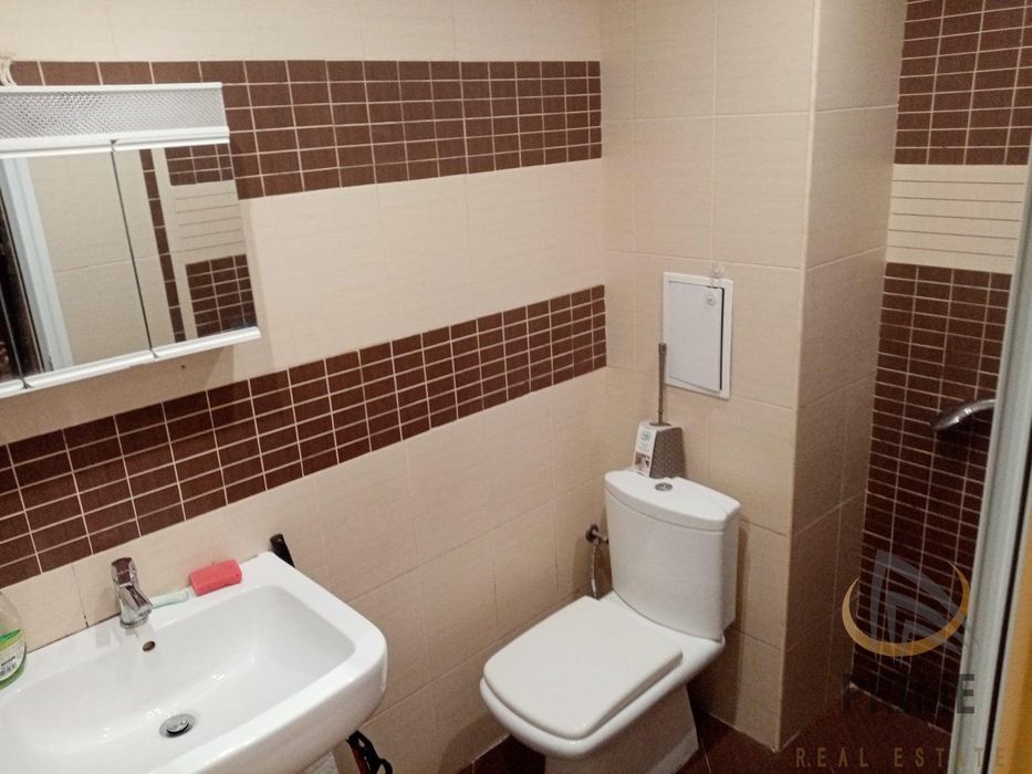 Дава се под наем Двустаен апартамент в Бургас, Славейков - 65 кв.м за 408 € - Снимка #4