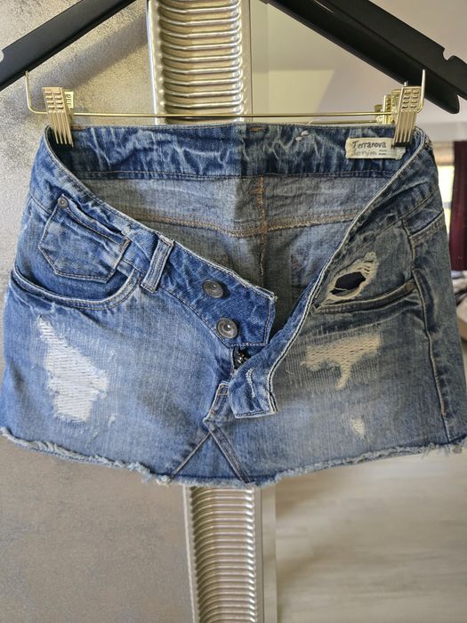 Fusta scurta, sexy, de blugi