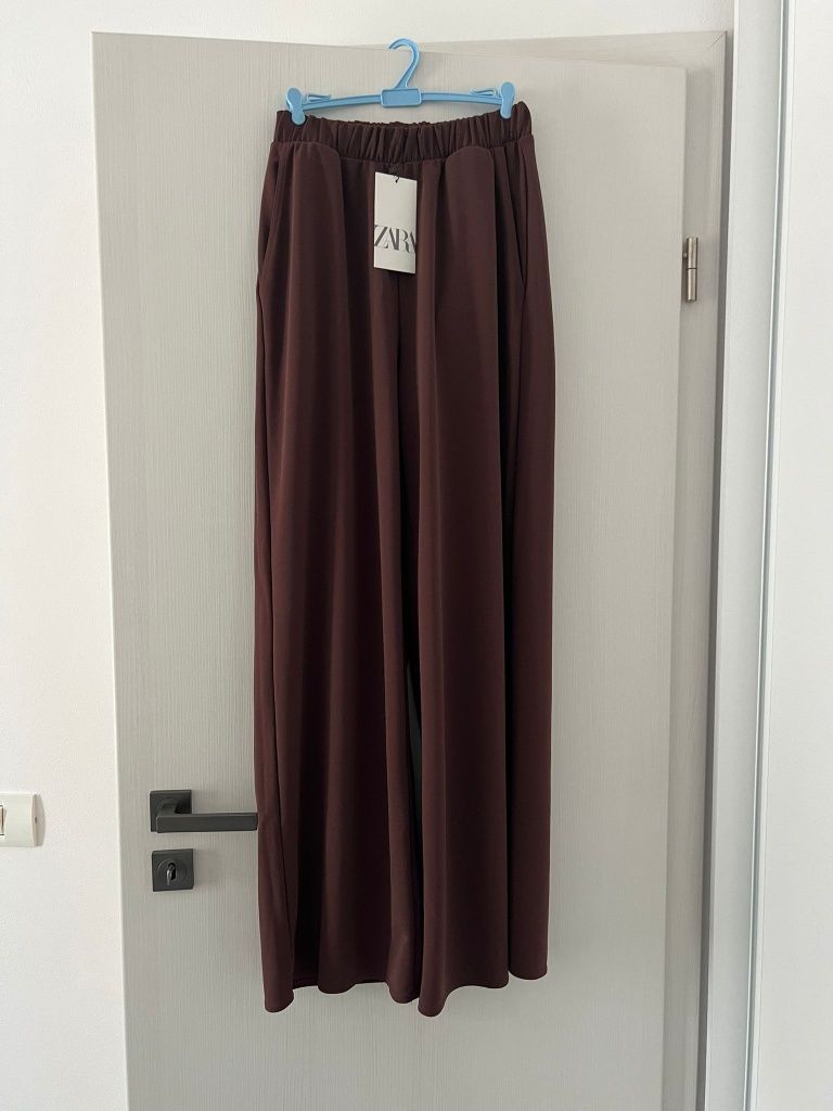 Pantaloni largi - Zara - S