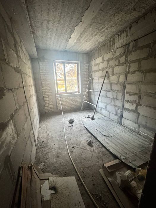 2 хонали уй сотилади 1 каватдан