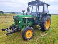 Vând John Deere 2130