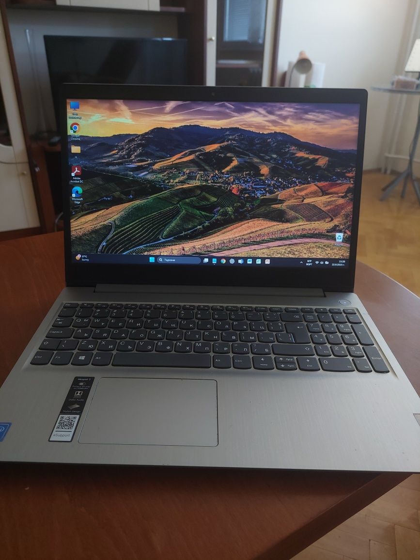 Лаптоп Lenovo IdeaPad 3 (17") от 2021