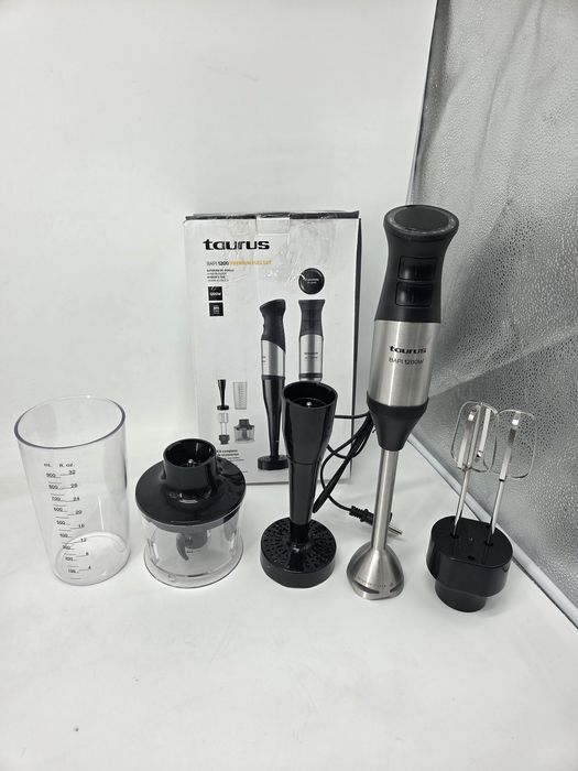 Чисто нов пасатор чопър миксер+приставка картофено пюре TAURUS 1200w