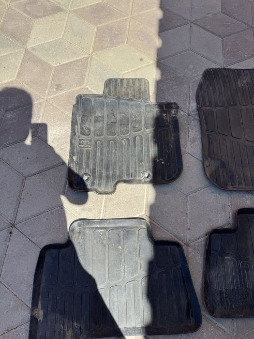 Полики тойота RAV 4 рав 4 оригинал