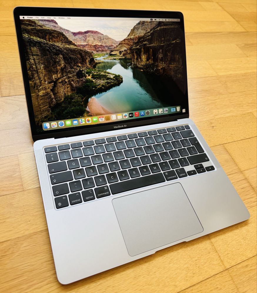 Apple MacBook Air 13 M1