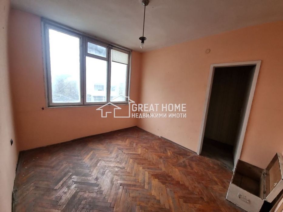 Солигена ! Многостаен ! Втори Етаж !