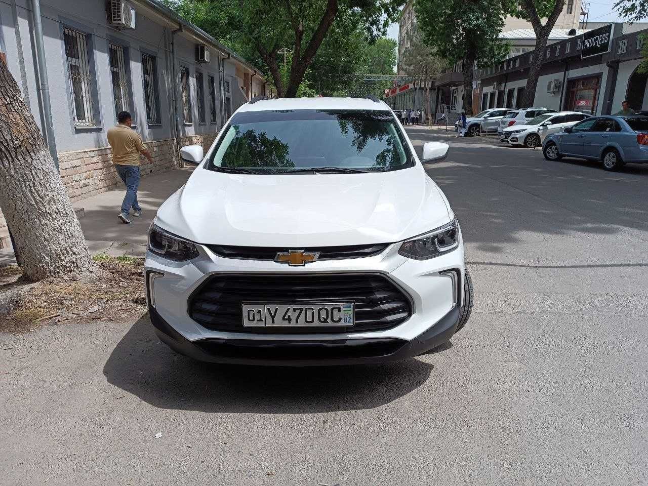 Tracker sotiladi 2023-yil