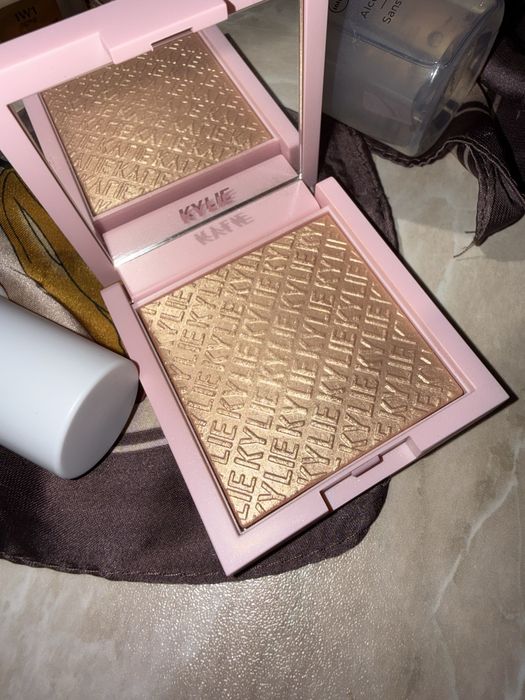 Estee Lauder, Kylie, Laura Mercier, Shiseido, Gucci, Kiko Milano