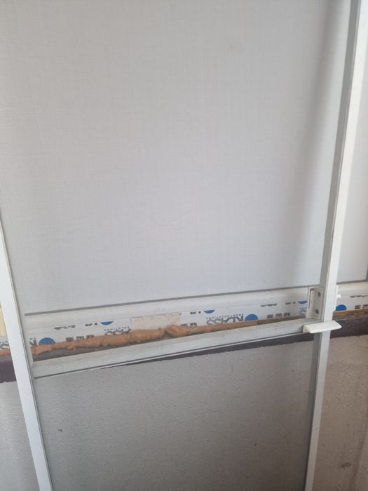 Plasa tantari usa balcon
