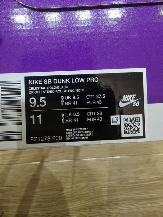 Nike SB Dunk Low Pro