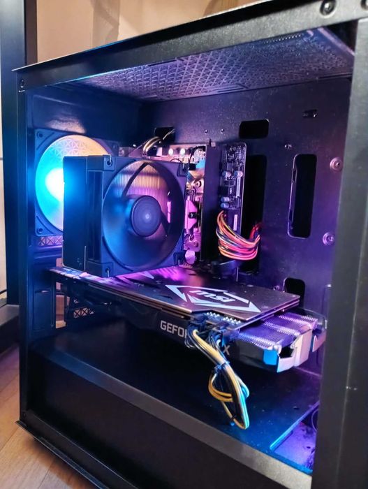 Геѝмърски компютър i7 7700, gtx 1070 ti 8 gb, 16 gb ram, 500 gb ssd,