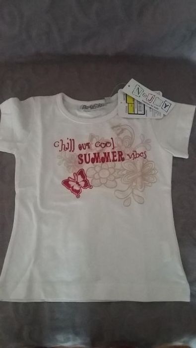 Vand tricou pentru fetite cu eticheta -2 ani