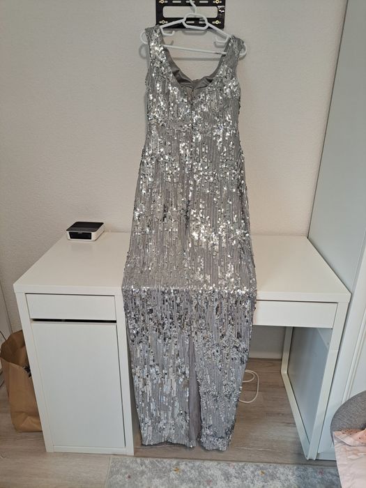 Rochie eleganta, noua cu eticheta marimea M