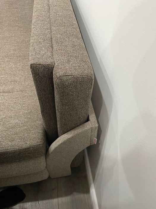 Canapea extensibile cu lada