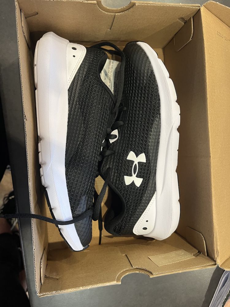 Pantofi sport Under Armour damă